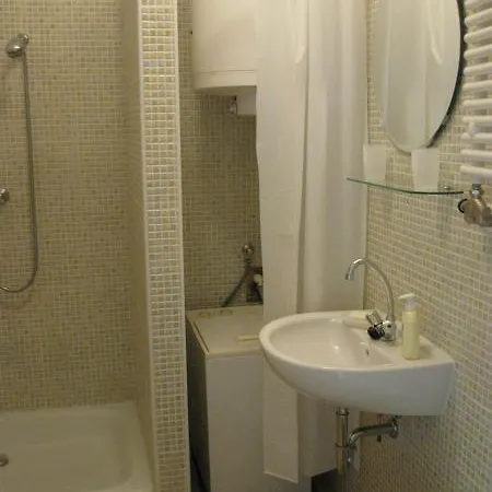 Appartement Liliom *