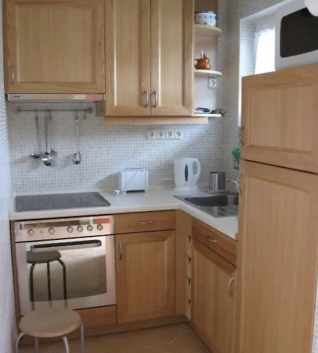 Liliom Apartment *